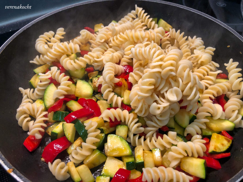 Veggie Pasta Asia Style