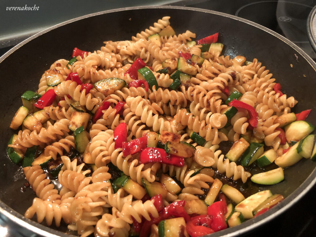 Veggie Pasta Asia Style