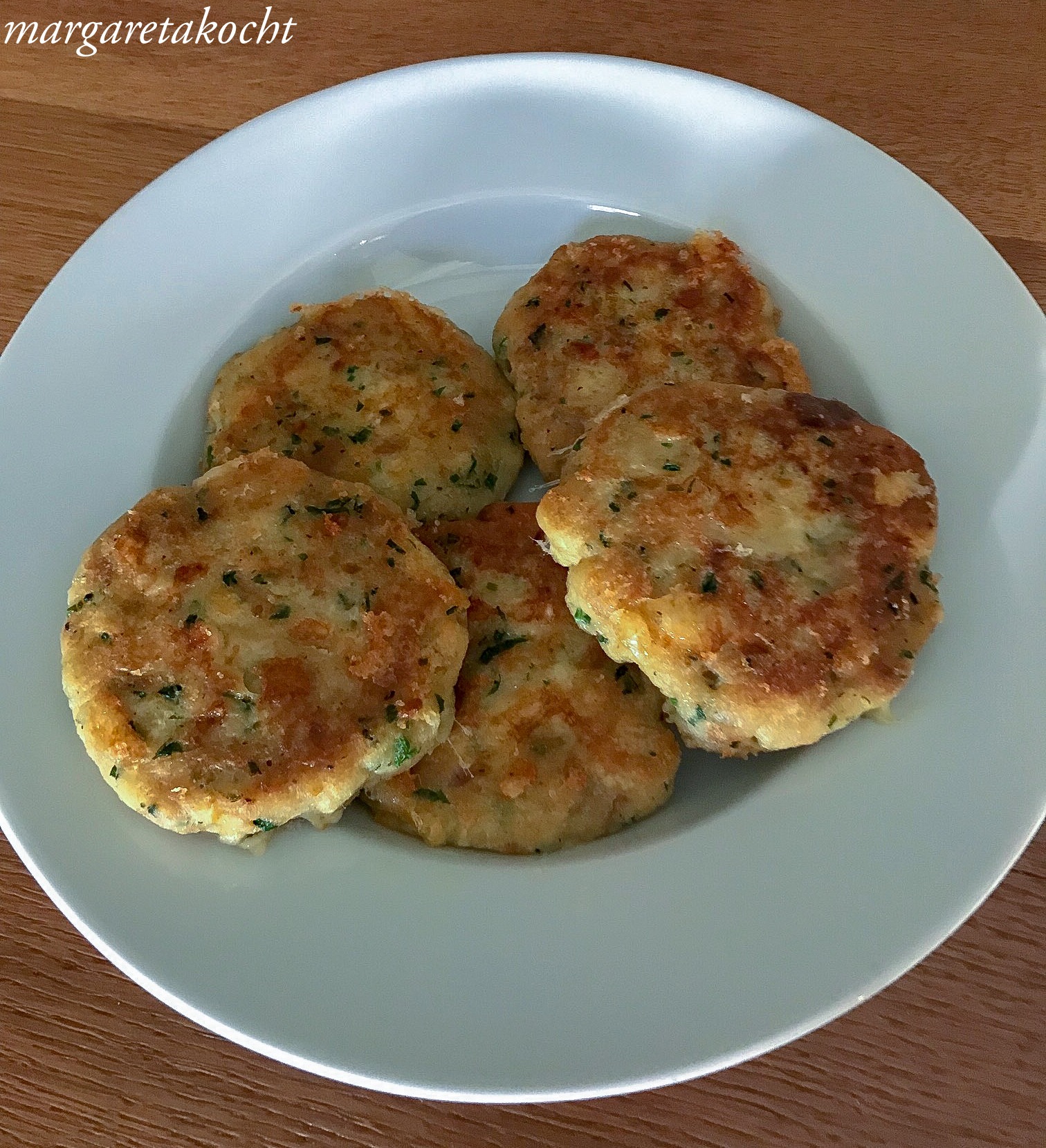 Margaretas würzige Kaspressknödel (und) Es kommt die Zeit für deftigere ...