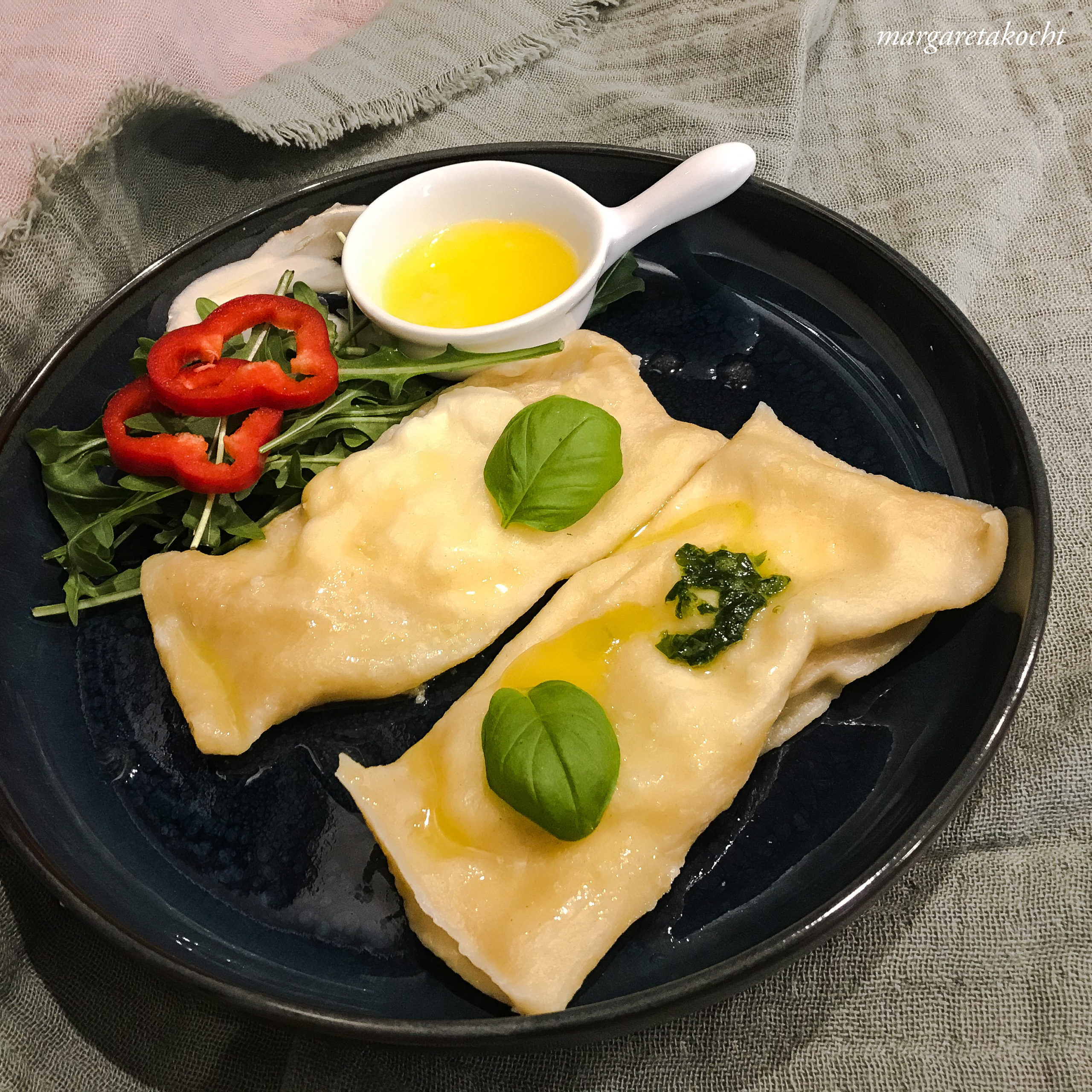 vegetarisch gefüllte Maultaschen mit “Kräuterbutter” (oder) Ab ins ...