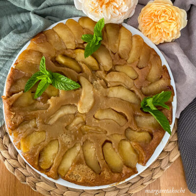 vegane Upside Down Apple Pie (und) Wir servieren den Sonntagskuchen!